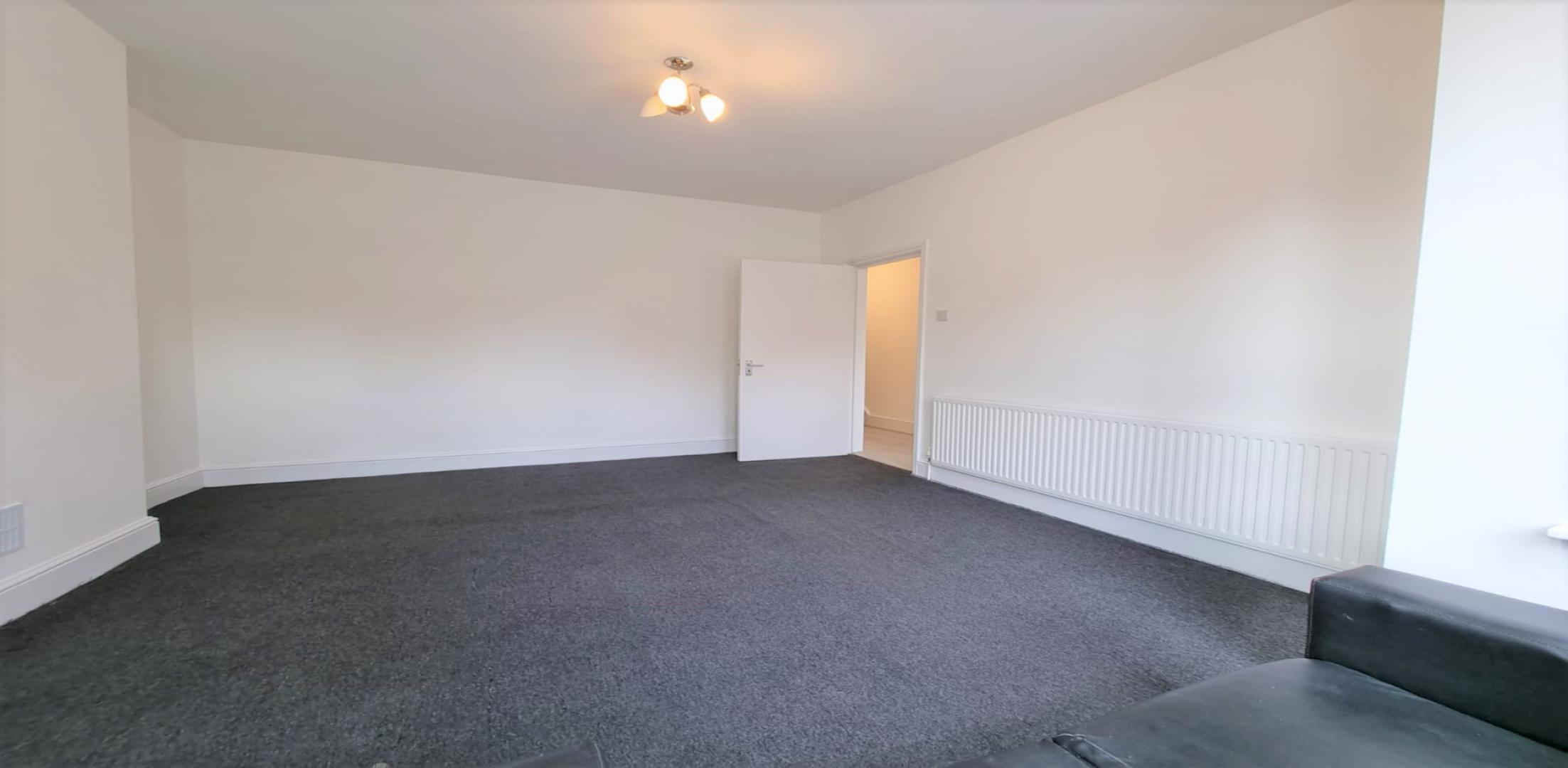 			4 Bedroom, 1 bath, 1 reception Terraced House			 Harlesden Road, Harlesden